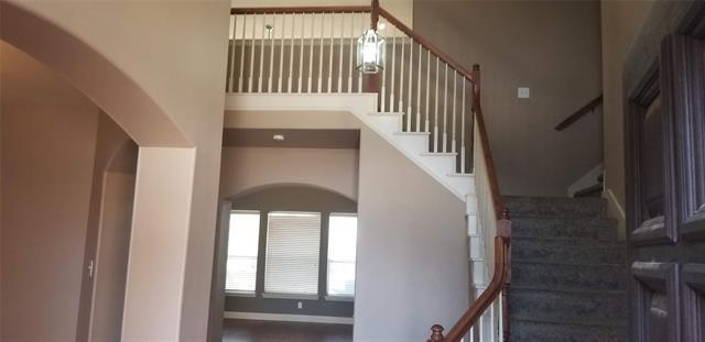 Building Photo - 903 Fieldstone Dr