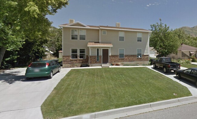 Building Photo - 417 S 400 W