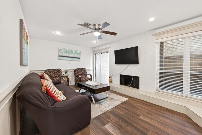 Foto del edificio - 3684 Ocee St