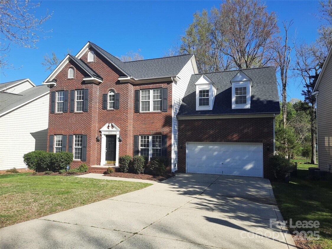 Foto principal - 6217 Chavel Ln
