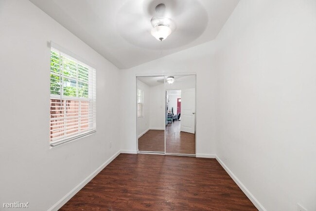 Building Photo - 2 br, 1 bath House - 333 28th Street