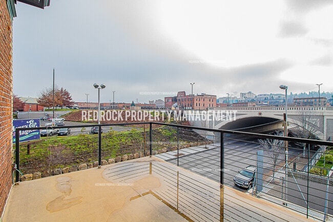 Building Photo - 401 W 1st Ave