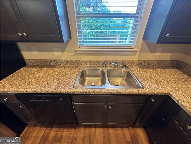 Foto del edificio - 346 Turtle Creek Dr