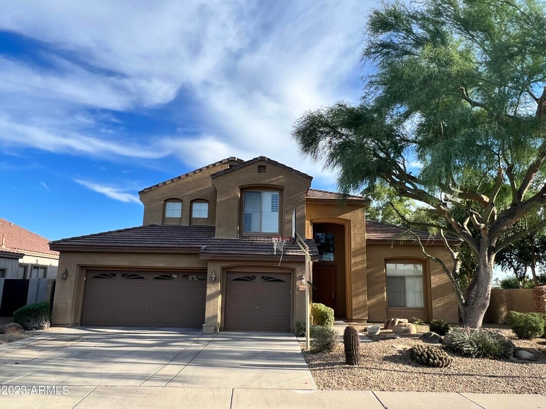 7203 W Trails Dr, Glendale, AZ 85308 House for Rent in Glendale, AZ