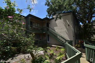 Building Photo - 1512 Pelican Point Dr