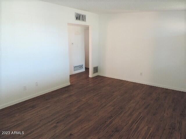 Foto del edificio - 1052 Chaparral Cir
