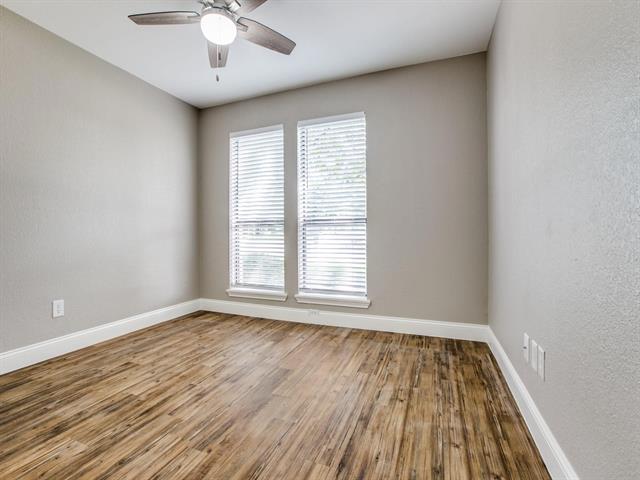 Foto del edificio - 1419 Willow Run Dr