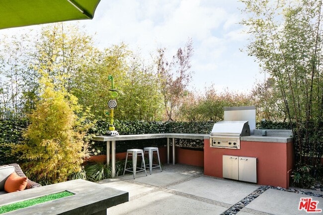 Photo - 2217 Grand Canal House