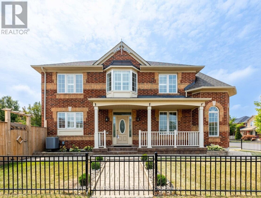 Primary Photo - 802 Yates Dr