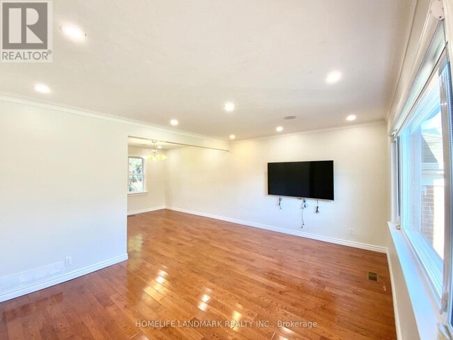 Building Photo - 70 Shilton Rd