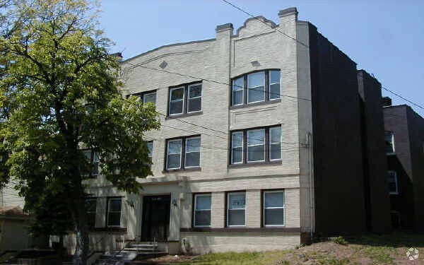 Primary Photo - 101-103 Treacy Ave