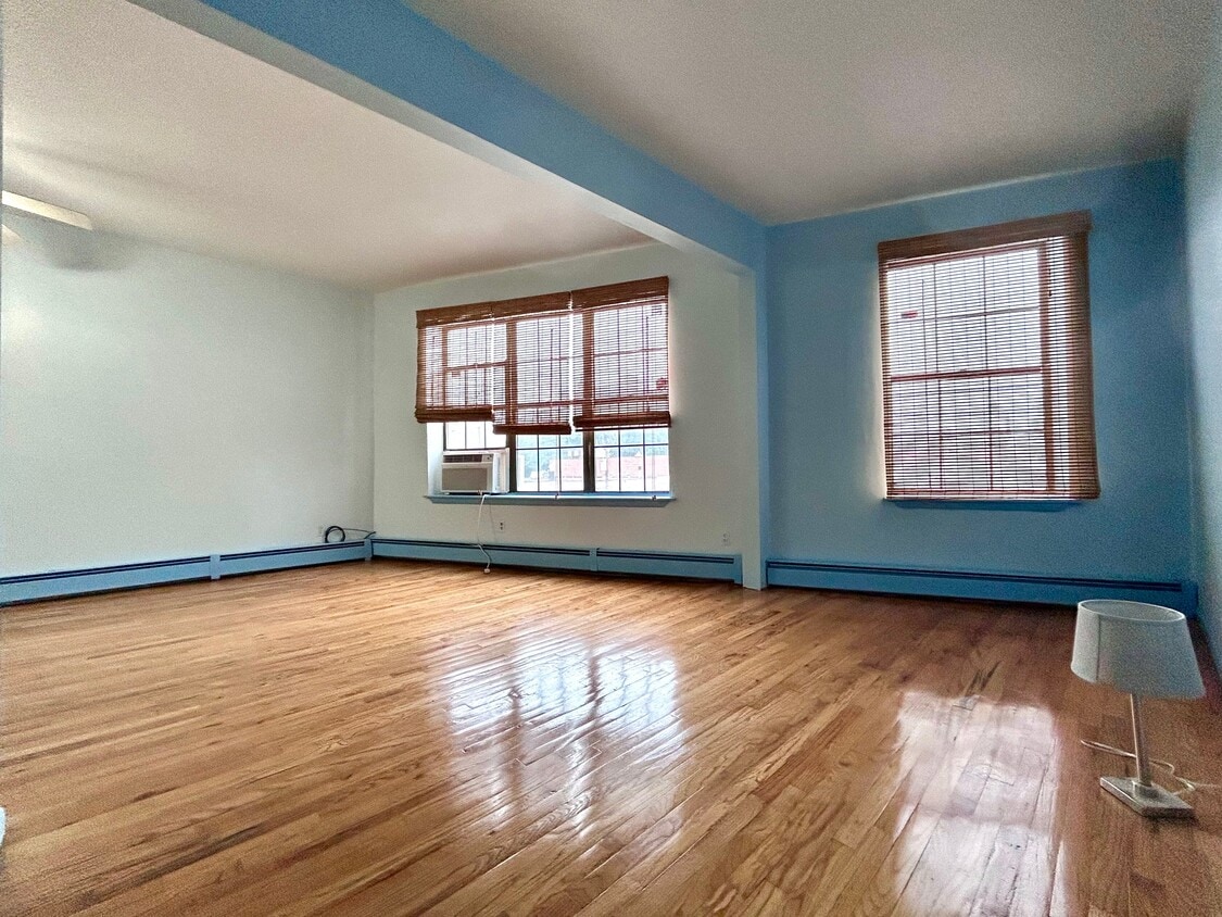 Primary Photo - 171 Old Bergen Rd