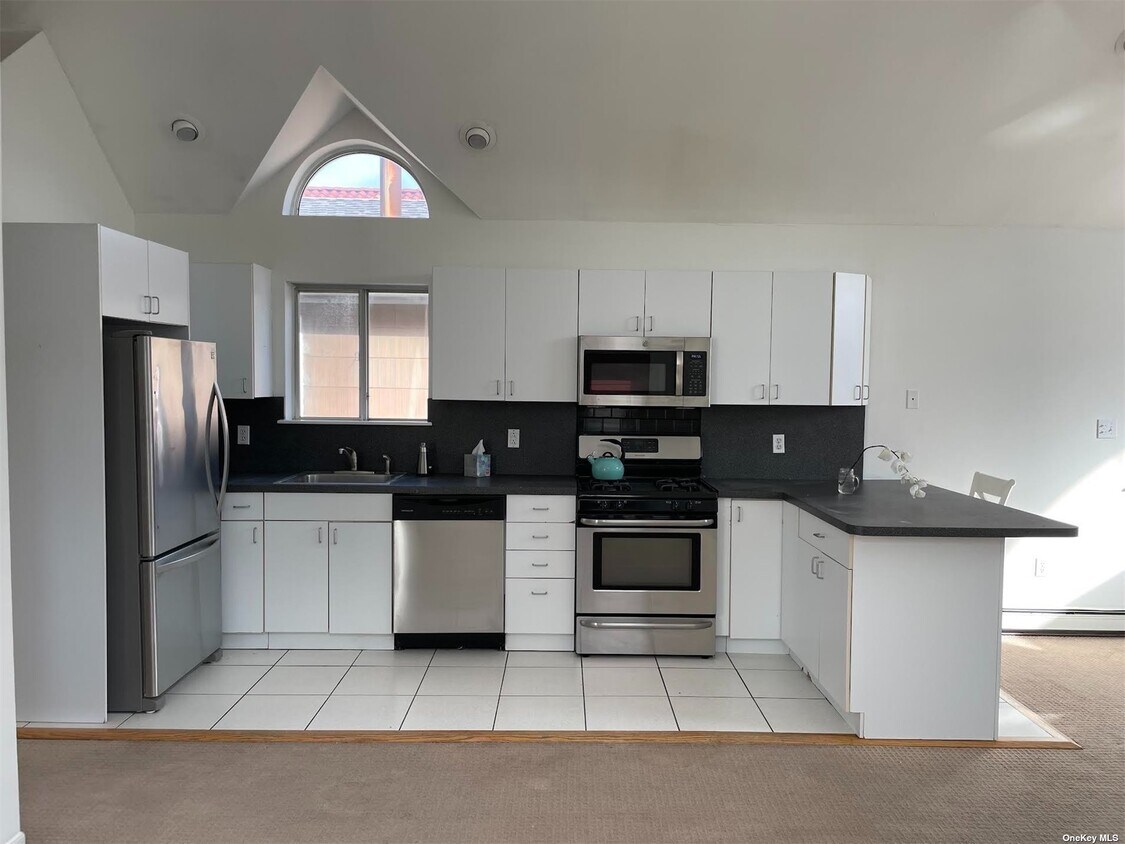Foto principal - 717 E Walnut St