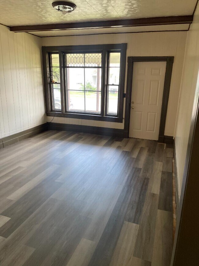 Foto del edificio - 418 N Barstow St