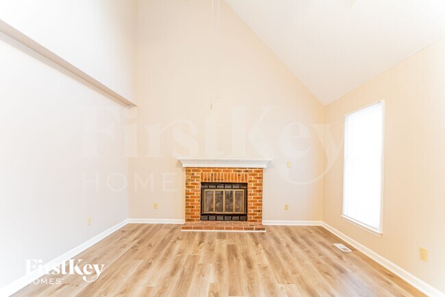 Foto del edificio - 1311 Logan St