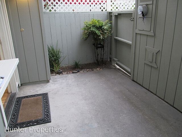 Foto del edificio - 3 br, 1.5 bath Apartment - 278 Aspenwood Lane