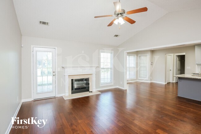 Foto del edificio - 1581 Brush Creek Dr