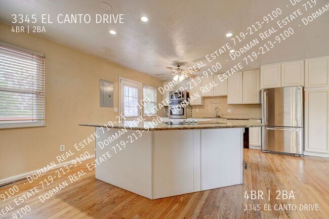 Building Photo - 3345 El Canto Dr