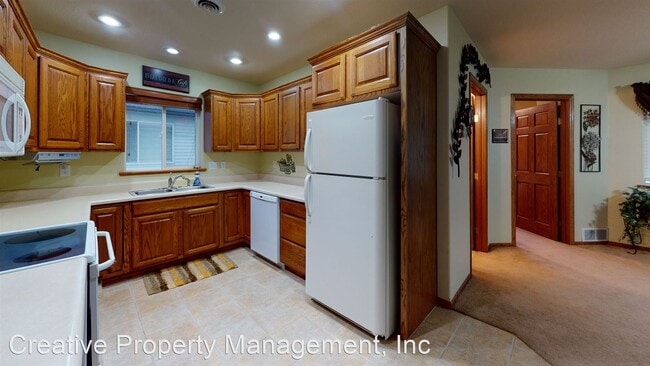 Building Photo - 2 br, 2 bath House - 1953 24th St SW