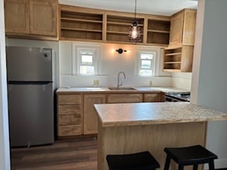 Breakfast bar into kitchen - 2026 SE Taylor St