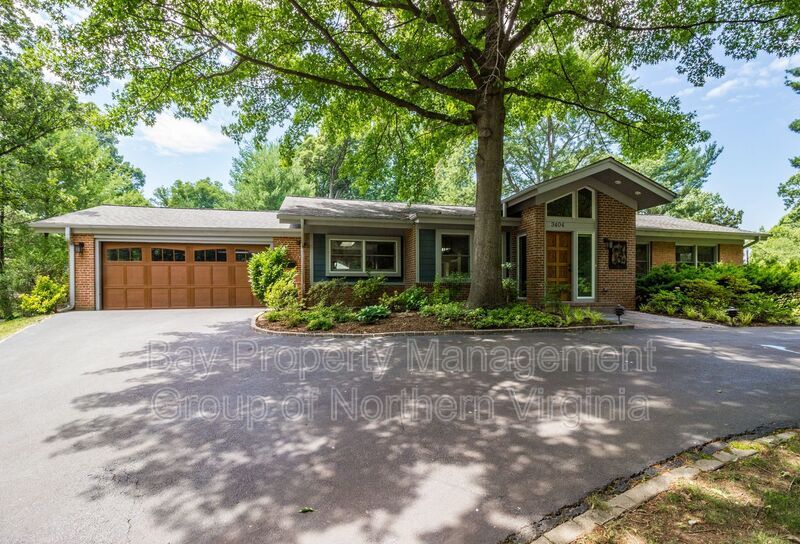 Primary Photo - 3404 Mansfield Rd