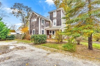 Building Photo - 52 County Rd