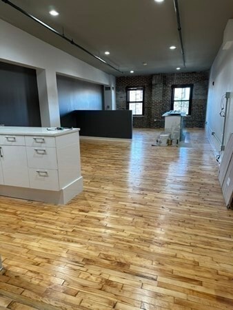 Building Photo - 70-72 Northampton St