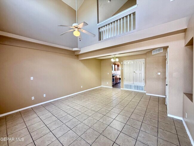 Building Photo - 3401 Tierra Zafiro Dr