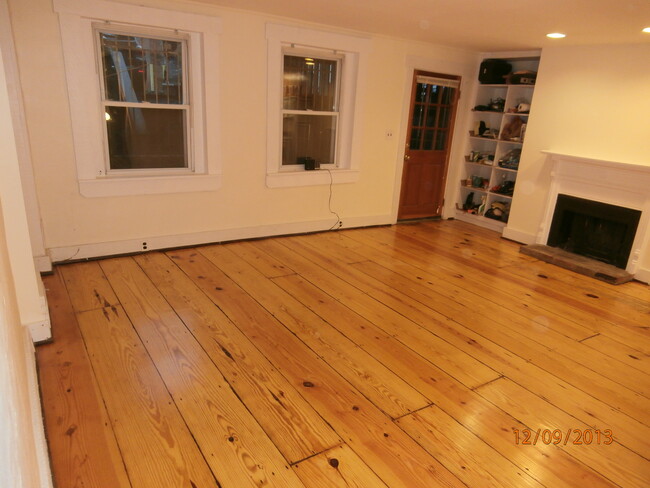 Foto del edificio - 1764 Corcoran St NW