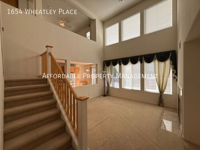 Building Photo - 1654 Wheatley Pl