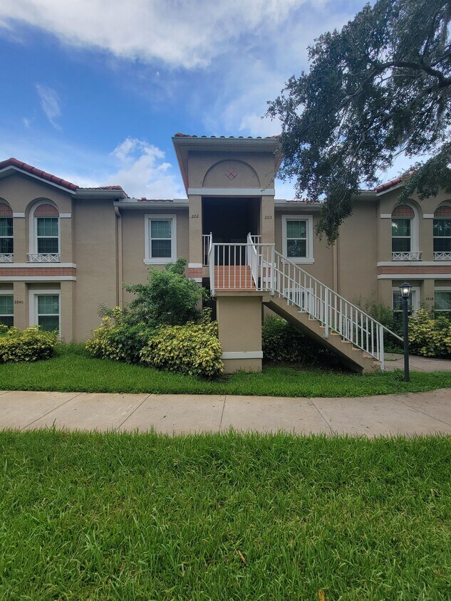 2840 Osprey Cove Pl, Kissimmee, FL 34746 Townhome Rentals in