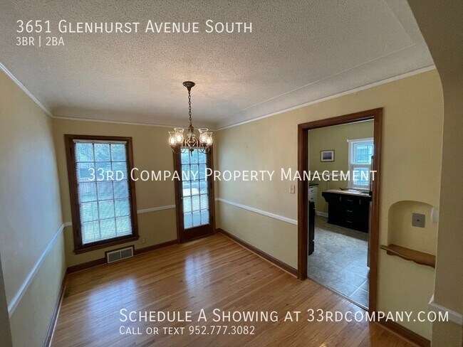 Foto del edificio - Charming 1.5 Story Home near Lake Calhoun!