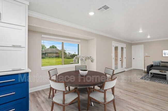 Building Photo - 6861 Oyster Dr
