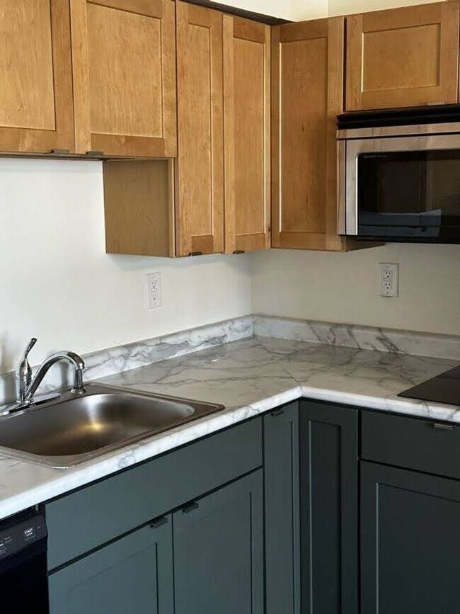 Foto del edificio - FAIRVIEW - AVAILABLE JULY 2024