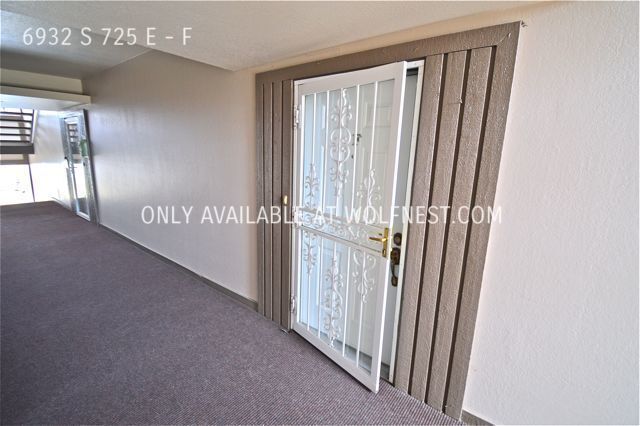 Foto del edificio - Beautiful 2 Bedroom Midvale Condo! No Depo...