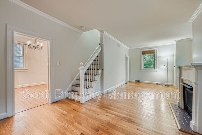 Foto del edificio - 6508 Banbury Rd