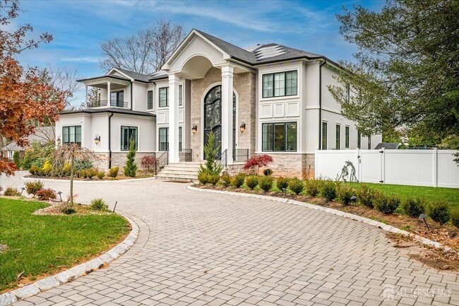 Foto del edificio - 3979 Park Ave