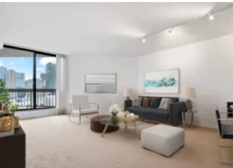 Photo - 754 N Dearborn St (Chicago, IL)