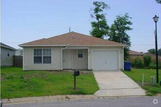 Building Photo - 10605 Wilderness Ln