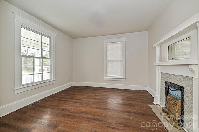 Foto del edificio - 1208 S Salisbury Ave