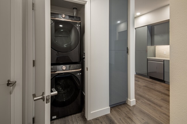 Building Photo - AVA Arts District