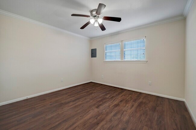 Foto del edificio - 214 W 17th St