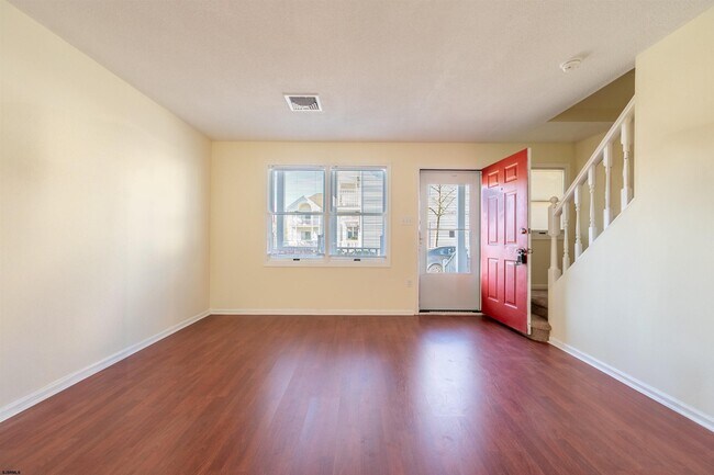 Building Photo - 3 Barkentine Ct