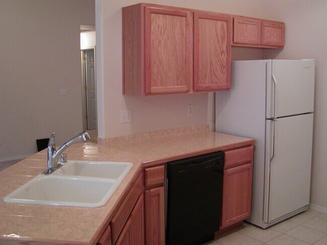 Foto del edificio - 312 G St SW #A