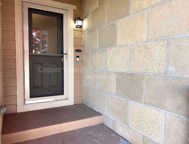 Photo - 900 Treece St House