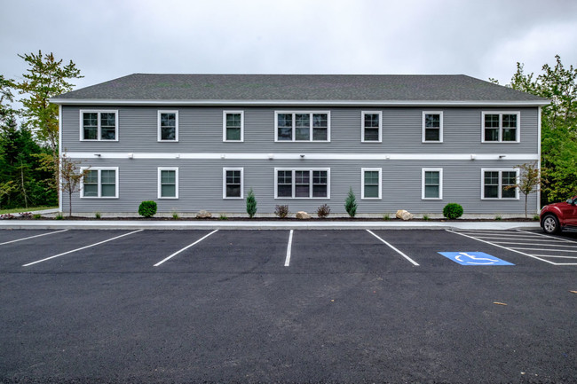Foto del edificio - Lakewood Apartments- 9 Friendly Way