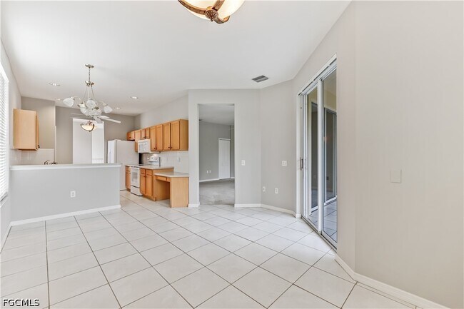 Building Photo - 11270 Jacana Ct