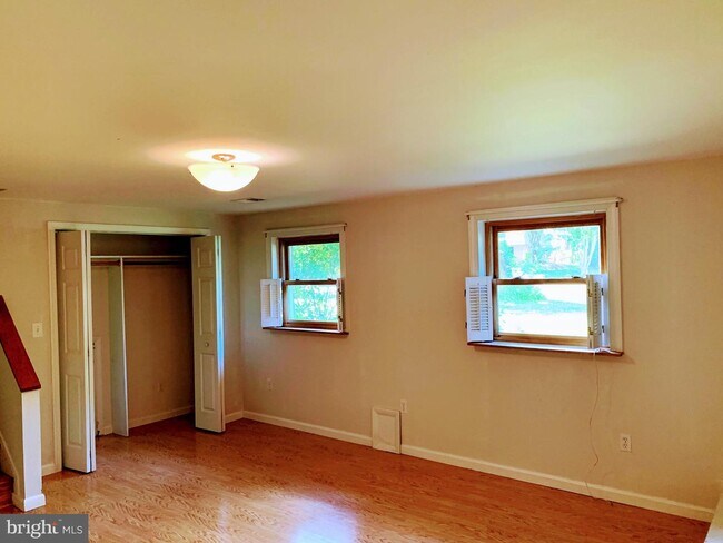 Building Photo - 4708 Eddystone St