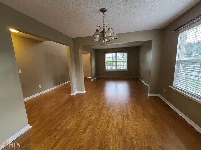 Building Photo - 6712 Brookfield Way