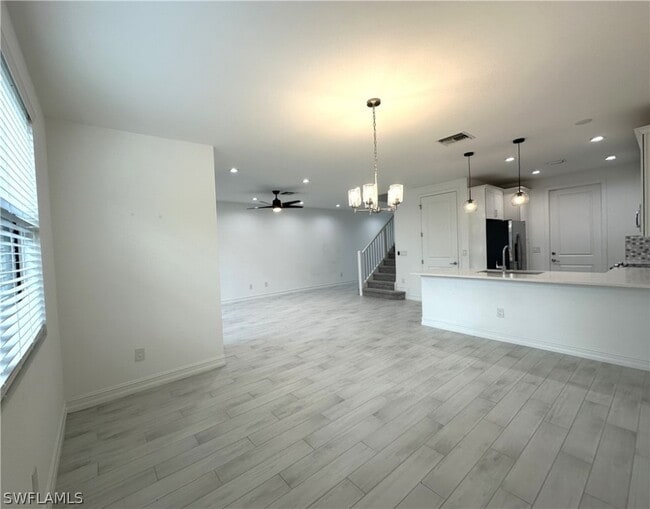 Building Photo - 7509 Carnegie Way